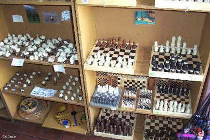 Artesanía en tagua (marfil vegetal)Mitad del Mundo