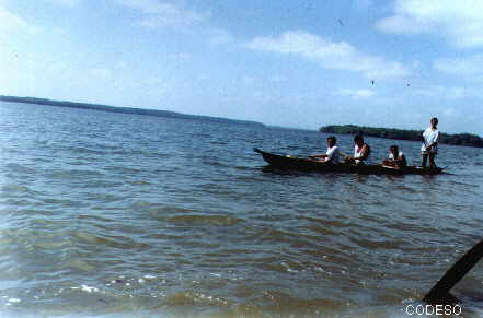 Pescadores frente a Changuaral